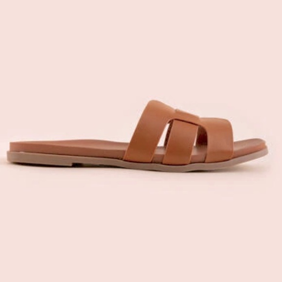 NWT Qupid Laylow Sandals | 7 | Camel - Picture 7 of 10